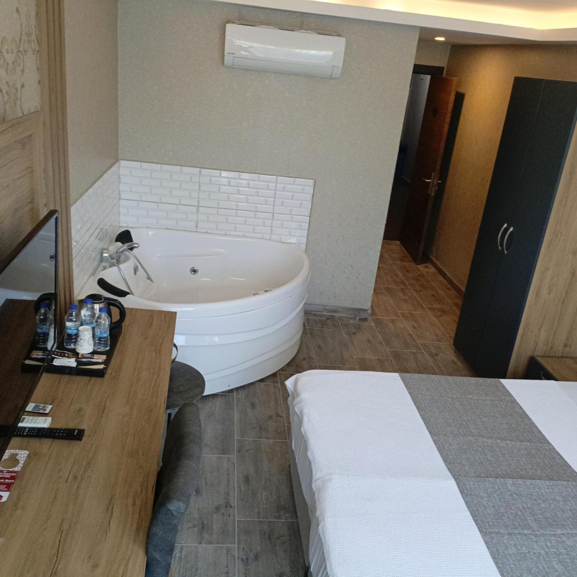 Rush Hotel Istambul Exterior foto